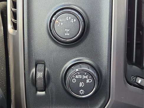 Used 2018 GMC Sierra 1500 SLT w/ All Terrain Package image 18