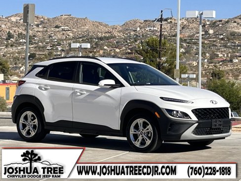 Used 2022 Hyundai Kona SEL image 1