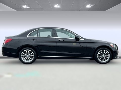 Used 2017 Mercedes-Benz C 300 4MATIC Sedan image 7