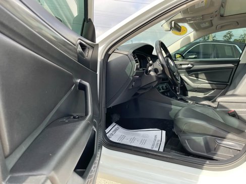Used 2019 Volkswagen Jetta SEL image 8