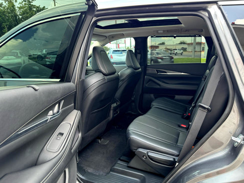 Used 2023 INFINITI QX60 Luxe w/ Cargo Package image 29
