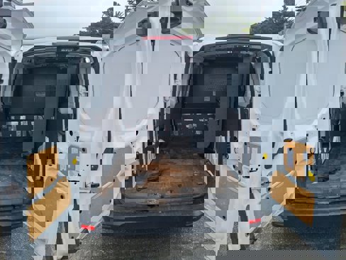 Used 2020 Ford Transit Connect XL image 5