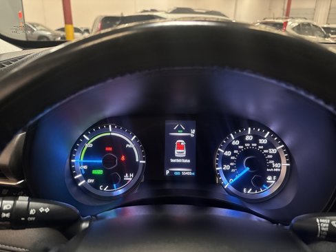 Used 2021 Toyota Highlander LE image 13
