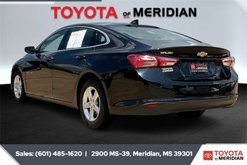 Used 2022 Chevrolet Malibu LT image 2