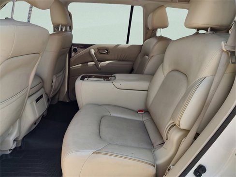 Used 2015 INFINITI QX80 2WD w/ Driver's Assistance Package image 32