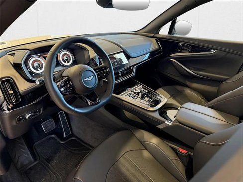 New 2025 Aston Martin DBX 707 image 9