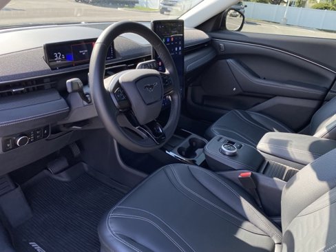 Used 2023 Ford Mustang Mach-E Premium image 13