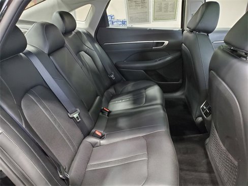 Used 2021 Hyundai Sonata Limited image 13