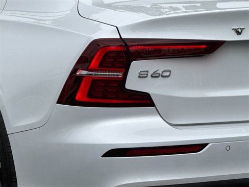 Certified 2020 Volvo S60 T5 Momentum image 24