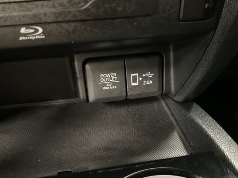 Certified 2020 Honda Pilot Touring image 31