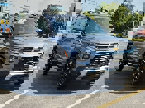 Used 2021 Chevrolet TrailBlazer LT w/ Convenience Package image 2