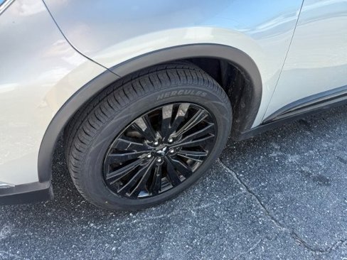 Used 2020 Mitsubishi Outlander SE image 9
