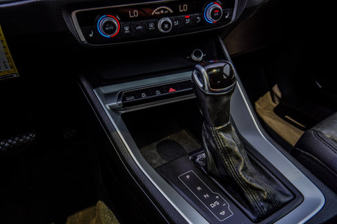 Used 2020 Audi Q3 2.0T Premium image 25