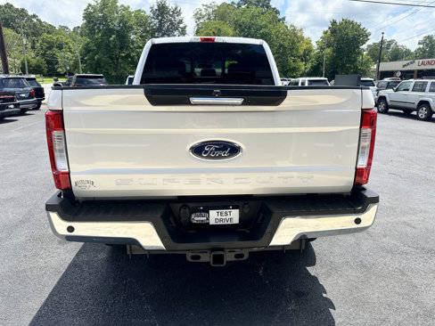 Used 2017 Ford F250 Lariat w/ Chrome Package image 5
