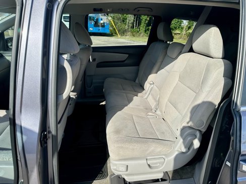 Used 2015 Honda Odyssey EX image 10