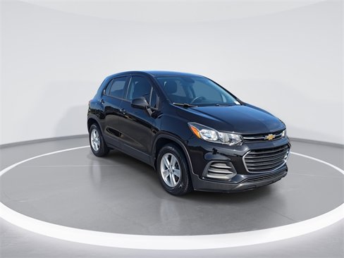 Used 2020 Chevrolet Trax LS w/ Tint and Cruise Package image 2