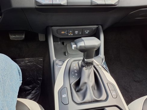 New 2025 Kia K4 GT-Line image 16