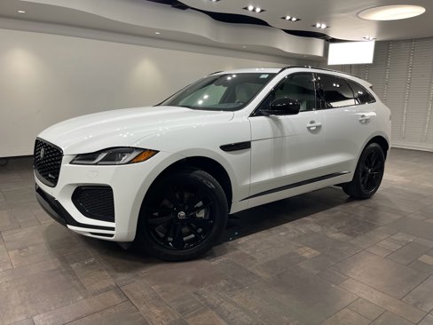 Used 2025 Jaguar F-PACE R-Dynamic S image 1