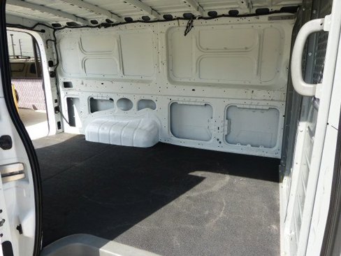 Used 2017 Nissan NV 1500 S image 18