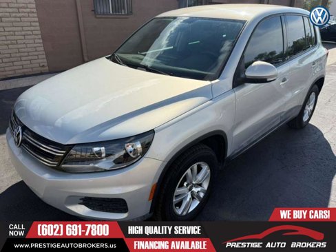 Used 2012 Volkswagen Tiguan SE image 3
