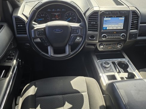 Used 2019 Ford Expedition Max XLT image 21