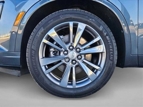 Certified 2021 Cadillac XT6 Premium Luxury image 26