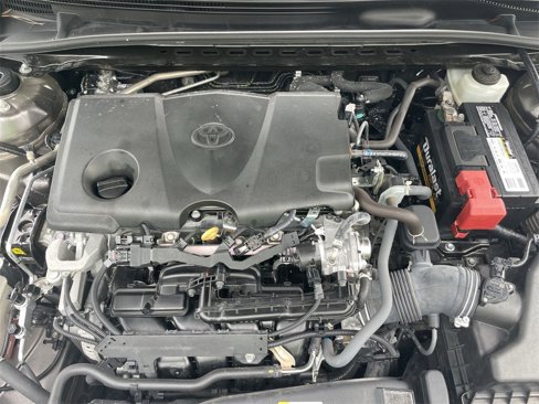 Used 2022 Toyota Camry SE image 16
