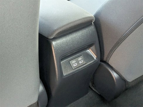 Used 2024 Toyota Corolla LE image 29