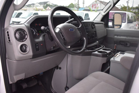 Used 2014 Ford E-150 and Econoline 150 w/ Power Group image 16