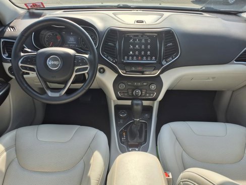 Used 2020 Jeep Cherokee Limited image 16