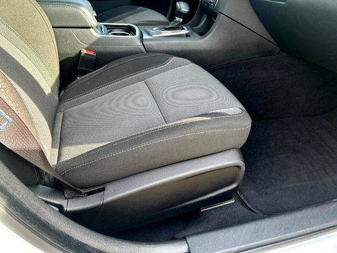 Used 2022 Dodge Charger SXT w/ Driver Convenience Group image 8