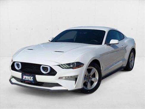 Used 2018 Ford Mustang Coupe image 1