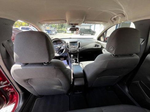 Used 2017 Chevrolet Cruze LT w/ Convenience Package image 32