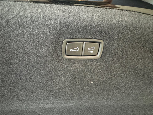 Used 2022 Audi e-tron GT Premium Plus image 22