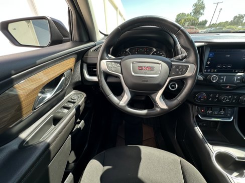 Used 2021 GMC Terrain SLE w/ Driver Convenience Package image 14