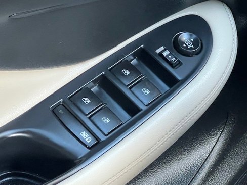 Used 2020 Buick Envision Essence w/ Experience Buick Package image 34