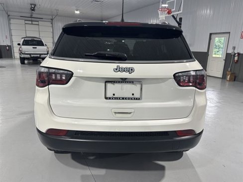 Used 2019 Jeep Compass Latitude w/ Popular Equipment Group image 6
