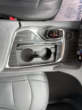 Used 2019 Buick Enclave Essence image 16