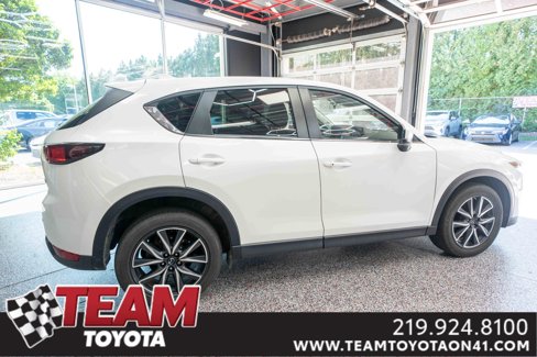 Used 2018 MAZDA CX-5 Touring image 4