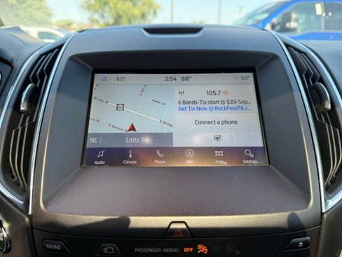 Used 2019 Ford Edge Titanium w/ Equipment Group 301A image 10