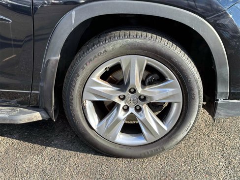 Used 2015 Toyota Highlander Limited Platinum image 9