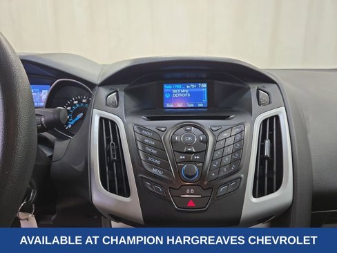 Used 2014 Ford Focus SE w/ SE Winter Package image 18