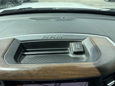 Used 2022 RAM 1500 Laramie image 52
