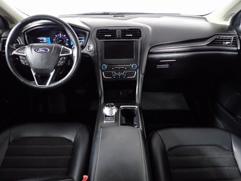 Used 2018 Ford Fusion SE w/ Equipment Group 601A image 30