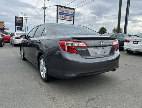 Used 2014 Toyota Camry SE image 4