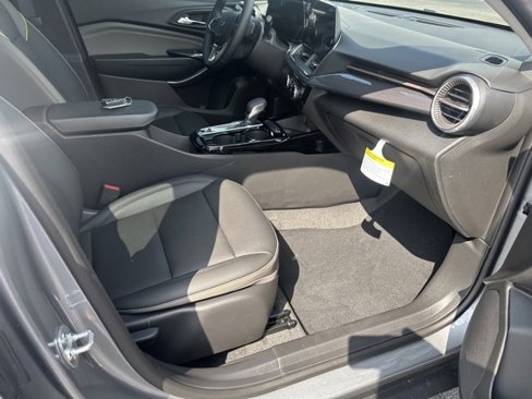 New 2025 Chevrolet Trax ACTIV w/ Sunroof Package image 30