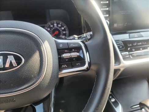 Used 2021 Kia Sorento S image 20