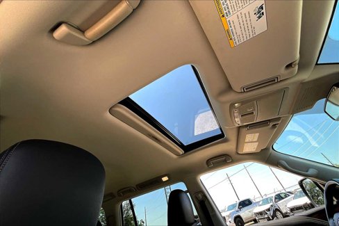 Used 2019 Nissan Armada SL w/ Premium Package image 13