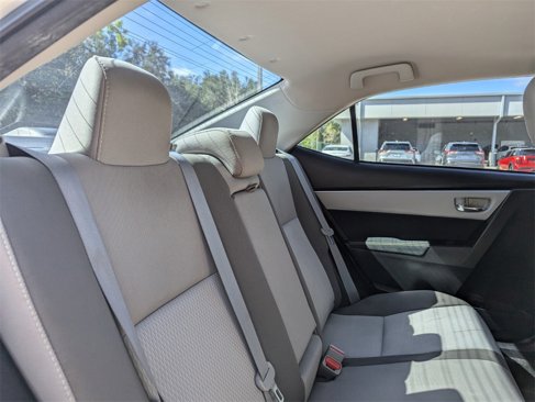 Used 2018 Toyota Corolla LE image 18