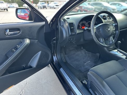 Used 2011 Nissan Altima 2.5 S w/ Convenience Pkg image 11